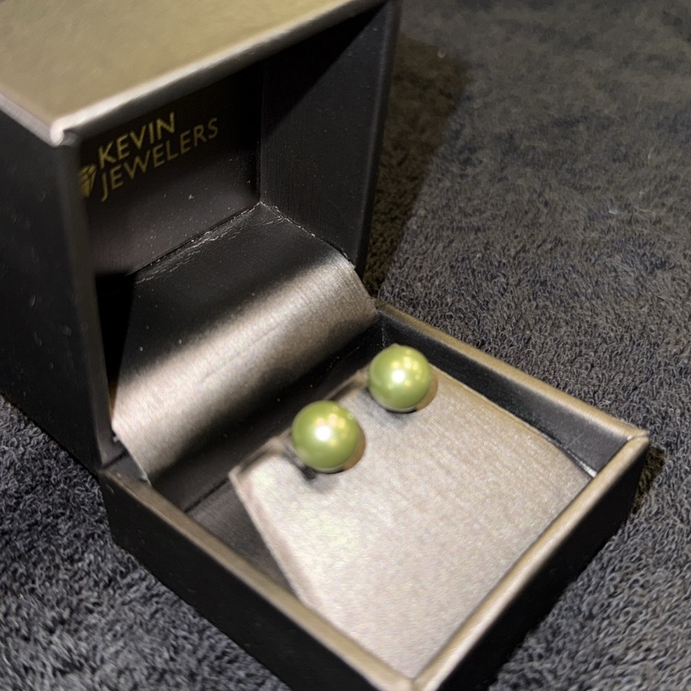 Green Pearl Earrings